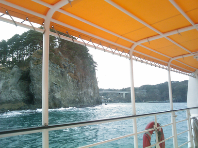 観光船から見る浄土ヶ浜(1)