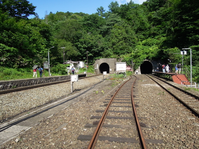 駅の前後がトンネル(3)