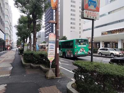 大宮駅で夜行バスを下車