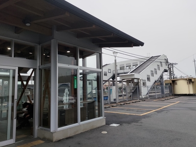川島駅
