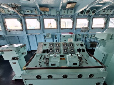 南極観測船「ふじ」/操舵室