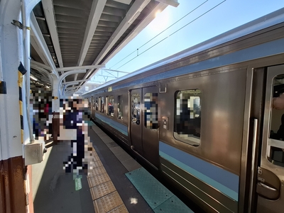 岡谷駅から甲府行きに乗車